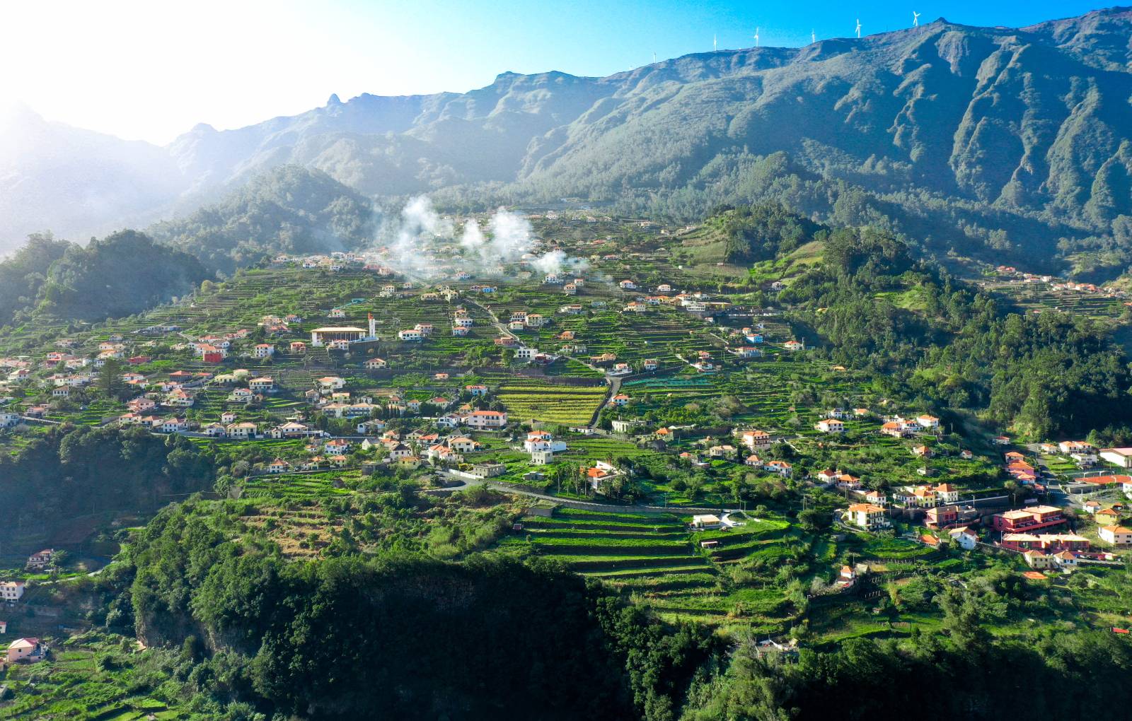 Cultures en terrasse poios Madère Portugal