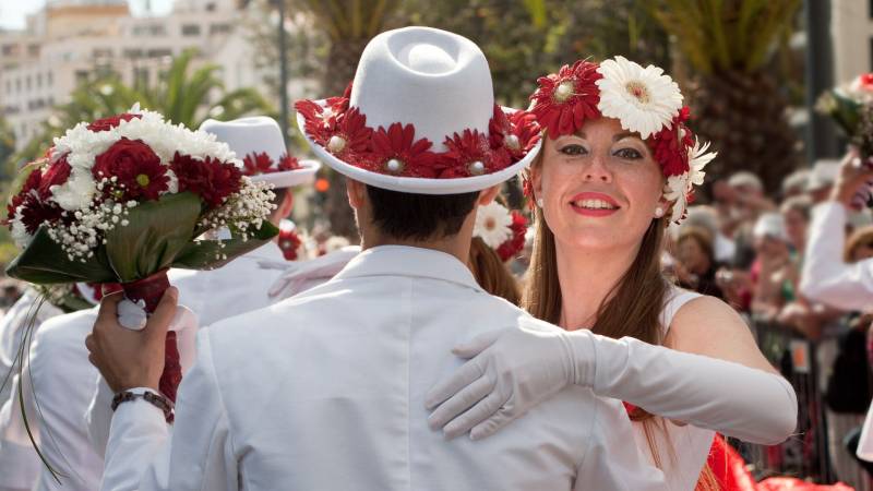 Fête des Fleurs Madère 2026 : guide complet pour vivre l’événement floral le plus magique de l’île